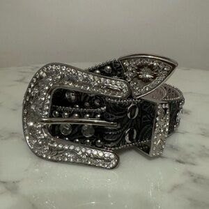 Blazin Roxx Genuine Leather Black Bedazzled Belt Black Silver Size Medium